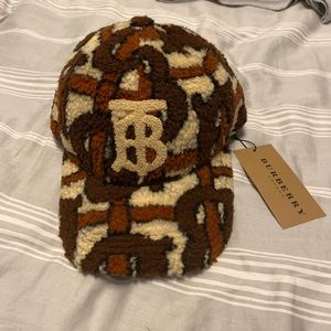 Burberry hat men’s